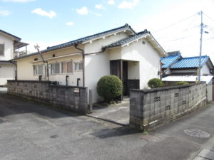 甲府市古府中町